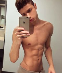 Shirtless 02 5b17e49fe7740.jpg