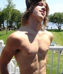 Shirtless 02 5b17e4a09dfc7.jpg