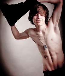 Pretty boys and armpits 1 565e1e08e4a97.jpg