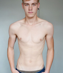 pretty boys and armpits 3 56afcff33324a.jpg