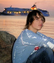pretty boys 55ac72a2e5f0e.jpg