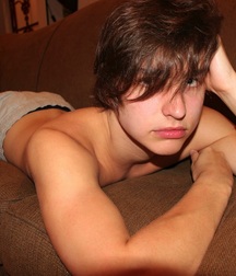Nice boys 13 582effb1b8179.jpg