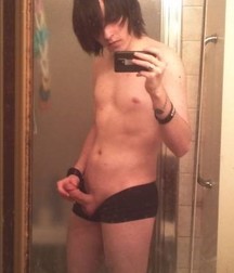 Boys 293 5ab3d8e21f16f.jpg
