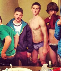 Cute Boys 5b5e0a7b7f66f.jpg