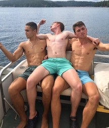 Boys 331 5dc2f80eb2a16.jpg