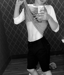 Grindr boys 5a9ca50e3975a.jpeg