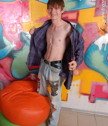 MC_D-TAZ 5ba4dbbc58cc3.jpg