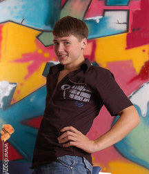 Robert 5ba76856dc718.jpg