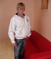 Vic 5bab7392db322.jpg