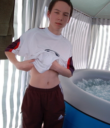 Matty 5bc85b5552de0.jpg