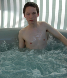 Matty 5bc85c9862779.jpg