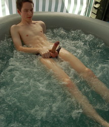 Matty 5bc85d67a84b7.jpg