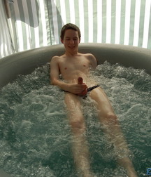 Matty 5bc85d6ead9cd.jpg
