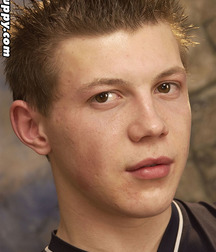Vasil 5bd2f0310de3f.jpg