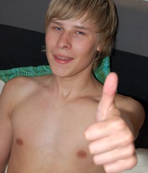 Yulian  2 5be9215712530.jpg