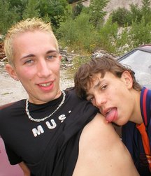Michal & Mario A 5bec18ed799d5.jpg