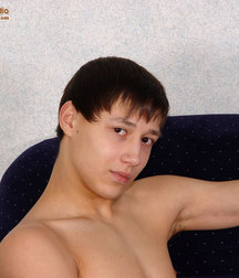 Kolya 5bf7def59fd39.jpg