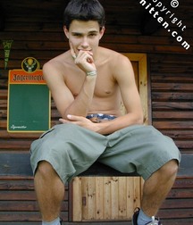 Alvin 5bf92fa70d69f.jpg