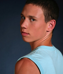 Egor 5bfbe3e36397f.jpg
