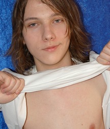 Kristof 5bfd332a9e54a.jpg