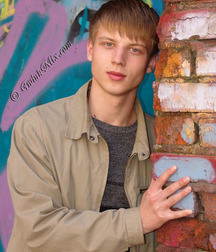 Man 5bfe6240bb72c.jpg