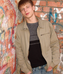 Man 5bfe625433b35.jpg