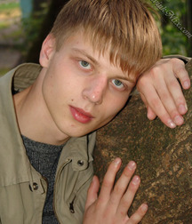 Man 5bfe62680863a.jpg