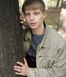 Man 5bfe6270820c7.jpg