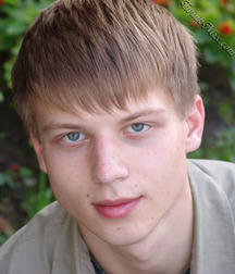 Man 5bfe627f5ed8d.jpg