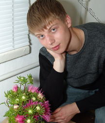 Man 5bfe62820112b.jpg