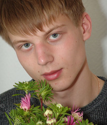 Man 5bfe6286e3b82.jpg