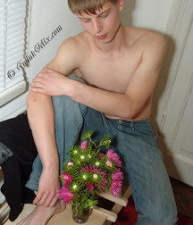 Man 5bfe62bef0989.jpg