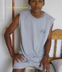 Randy 5bfe768b0d325.jpg