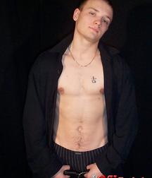 John 5c0a60c52b934.jpg
