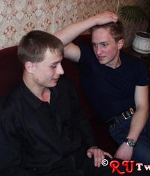Max & Alex 5c0a64c7a56a0.jpg