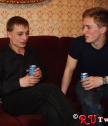 Max & Alex 5c0a64eb19d22.jpg