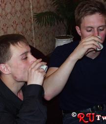 Max & Alex 5c0a650f75071.jpg