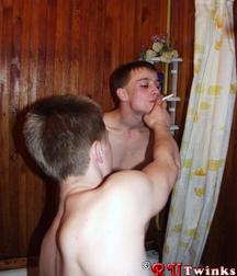 Max & Alex 5c0a65a5c2a03.jpg
