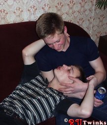 Max & Alex 5c0a6839a3b1b.jpg
