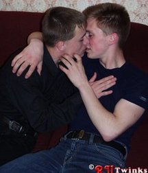 Max & Alex 5c0a6840217b3.jpg