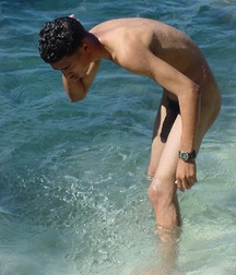Leonel 2 5c0ce43dd0d80.jpg