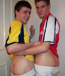 Cocky & Horny A 5c0e3c1560428.jpg
