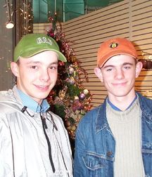 Cocky & Nobby B 5c0e3db0f3d69.jpg