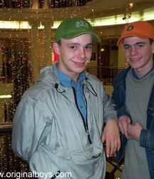 Cocky & Nobby B 5c0e3db4ba0da.jpg