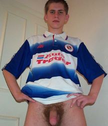 Dicky C 5c0e429f52052.jpg
