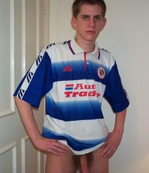 Dicky C 5c0e42a3c8838.jpg