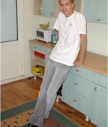 Leny 5c1784dbe4c1f.jpg