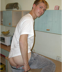 Leny 5c17850d47e74.jpg