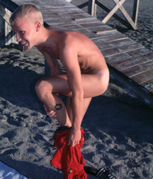 Cameron 5c2f407fa4c24.jpg
