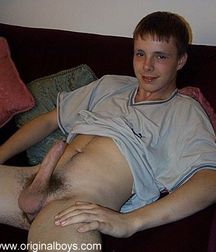 Cocky B 5c3080b939754.jpg